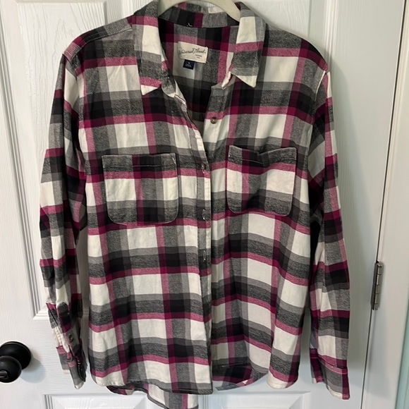 Flannel shirt - Picture 1 of 3